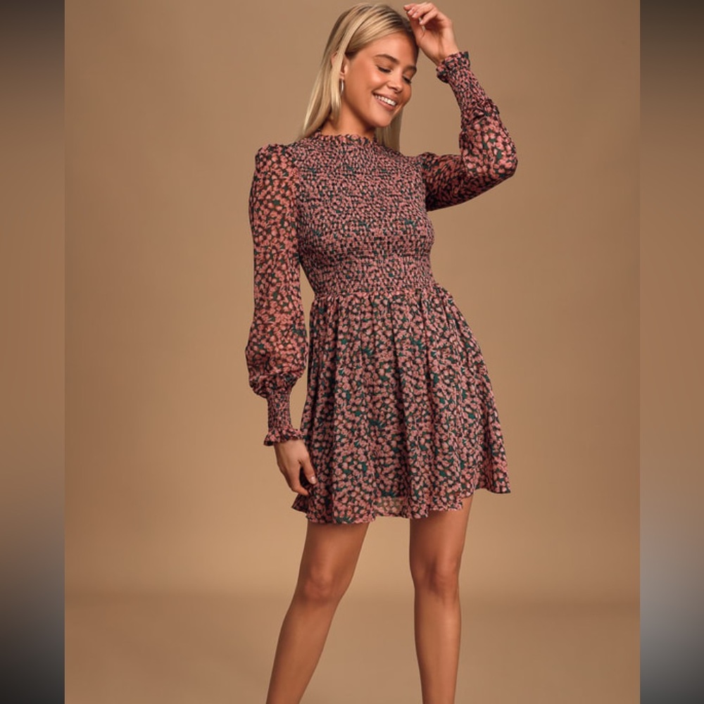 NWT Lulus Flower Dress size small